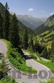 八凄子影院伦理片-八凄子影院，伦理边界的微妙探索